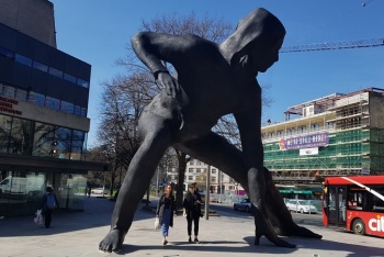 Messenger Sculpture, Plymouth, South Devon